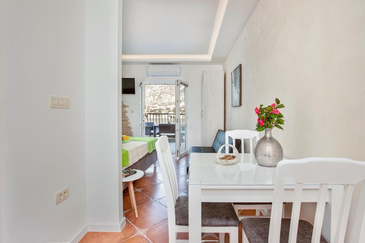 Apartments Vukovic كوتور المظهر الخارجي الصورة