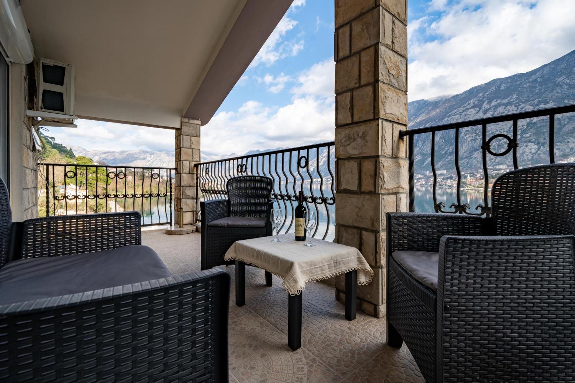Apartments Vukovic كوتور المظهر الخارجي الصورة