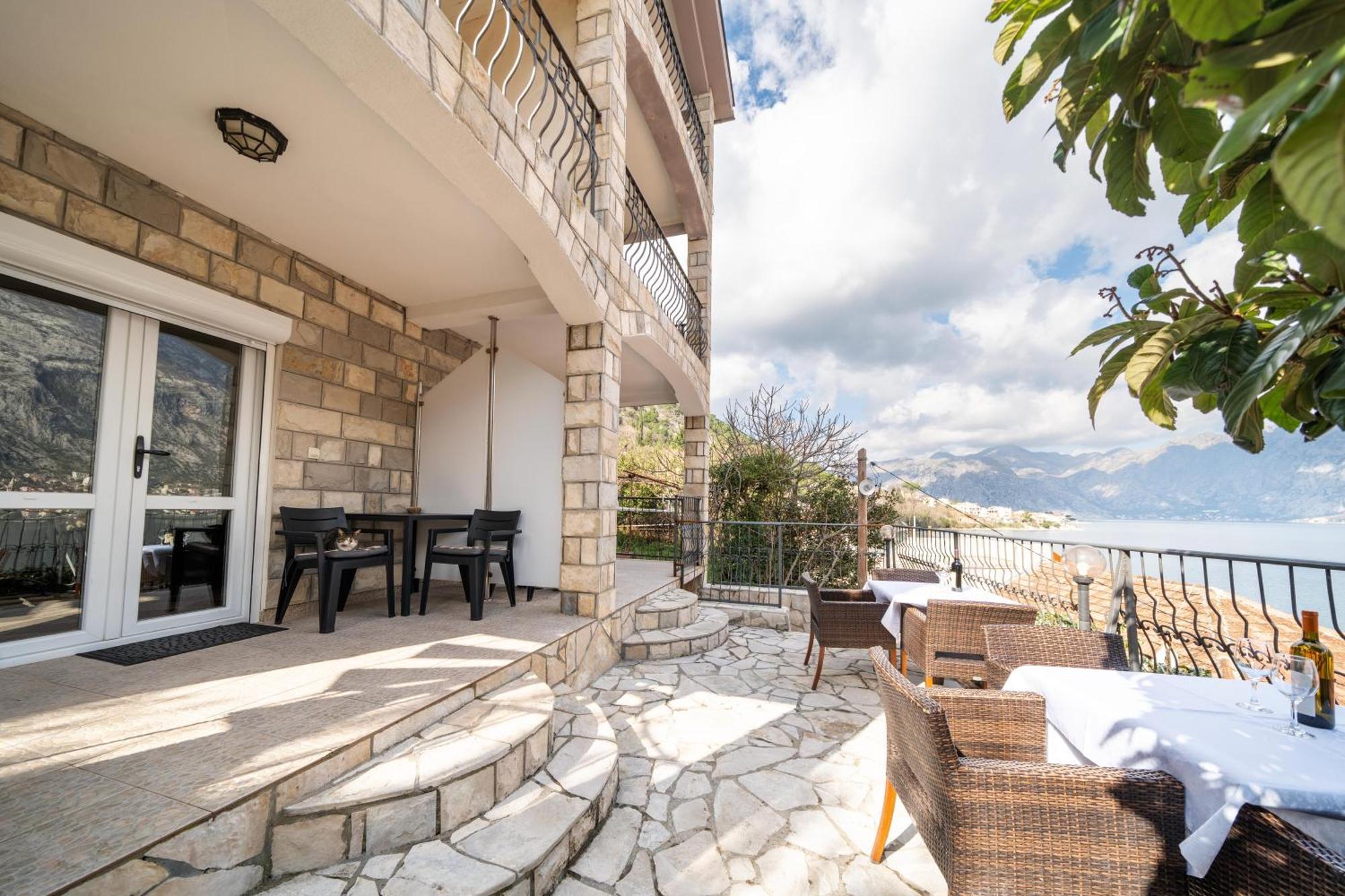Apartments Vukovic كوتور المظهر الخارجي الصورة