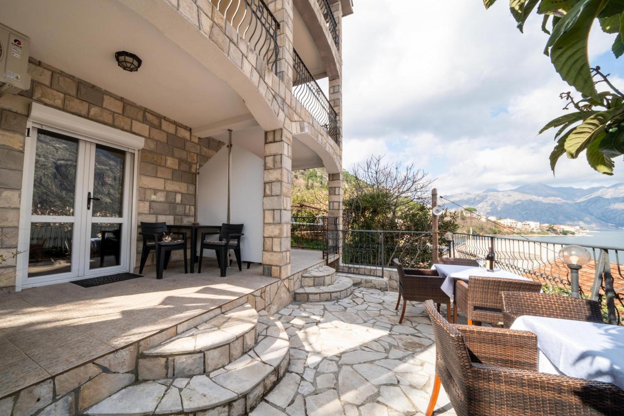 Apartments Vukovic كوتور المظهر الخارجي الصورة